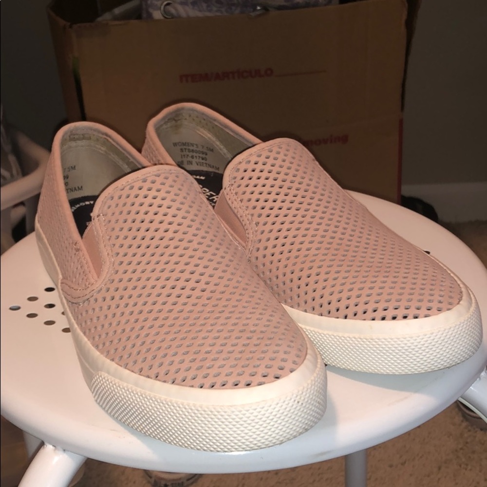 Sperry Topsider slip on shoes